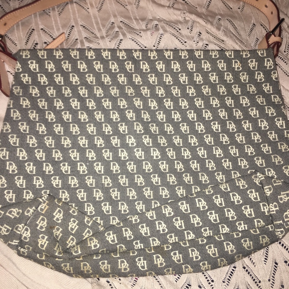 Dooney & bourke